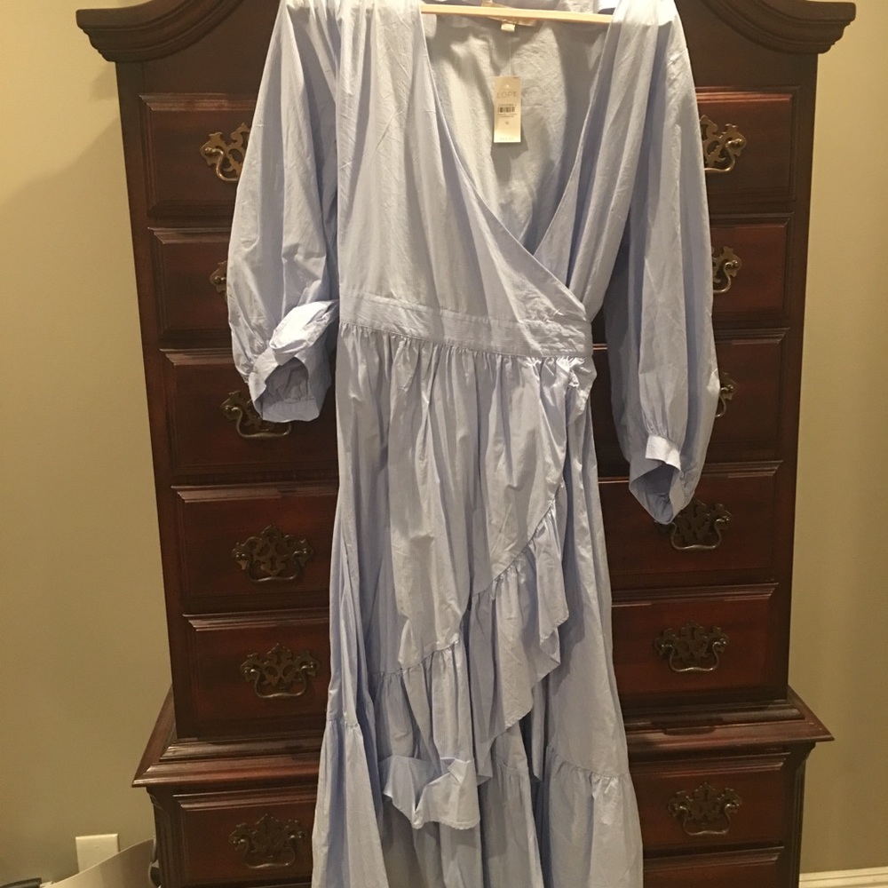 BNWT Loft wrap dress